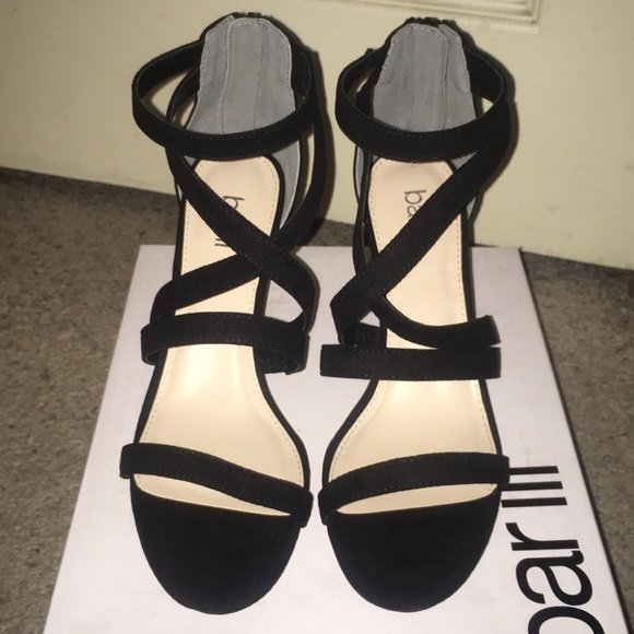 Elegant black strappy sandals - Picture 2 of 6